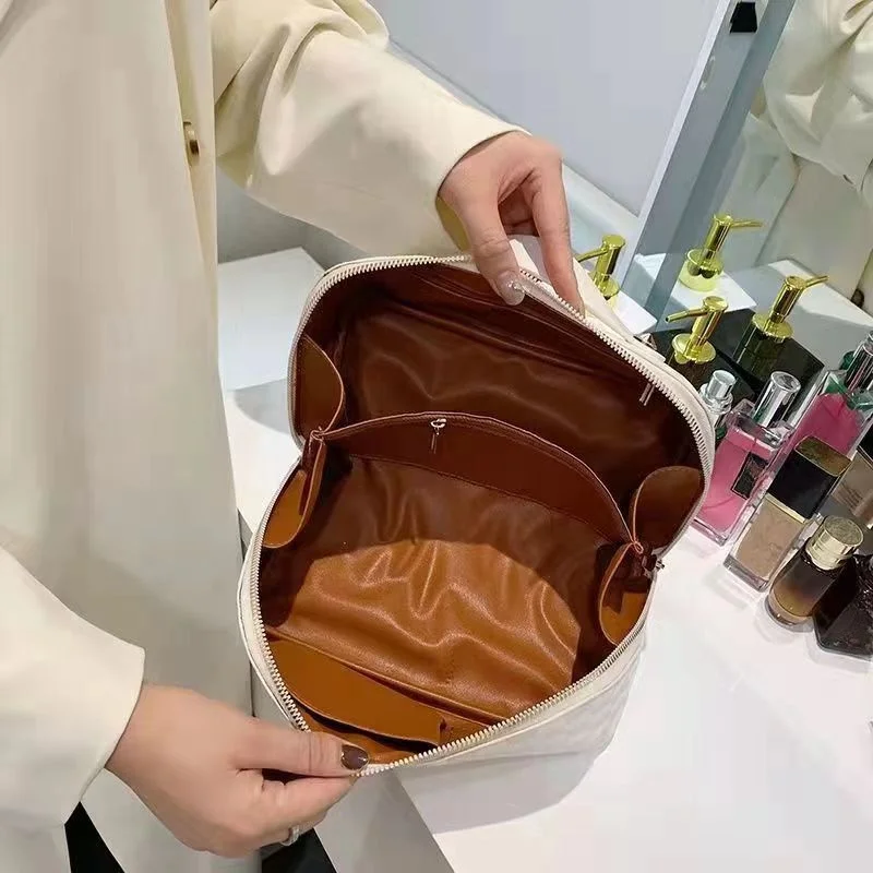 Leather Travel Cosmetic Bag - Image 3