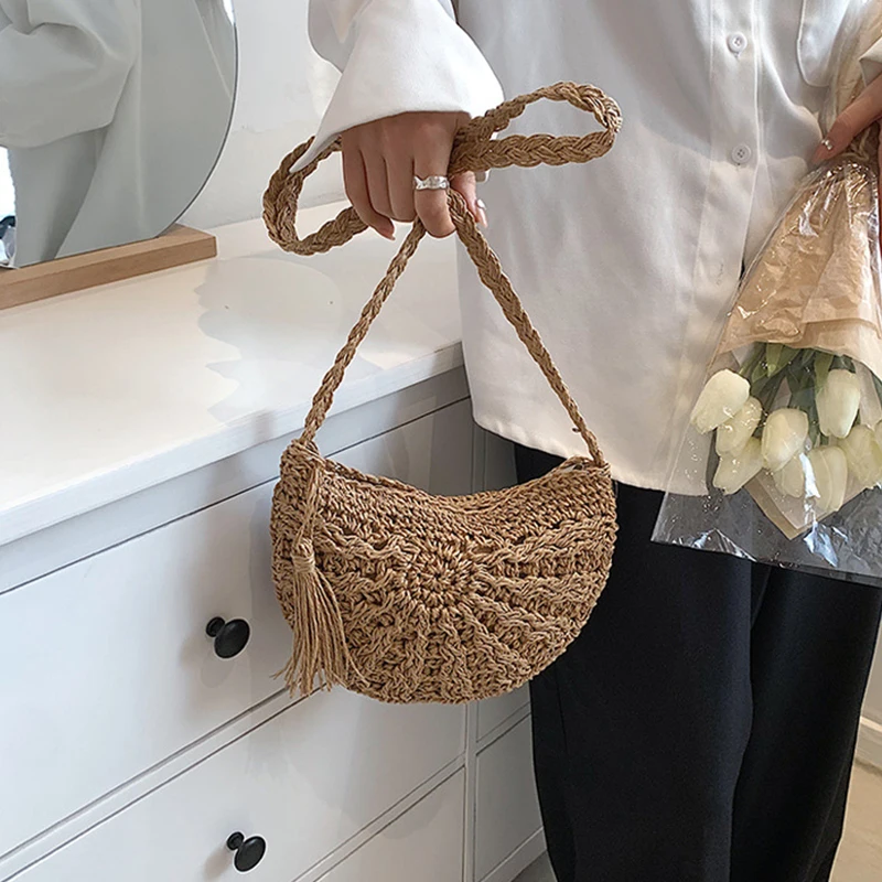 Fashion Semicircle Straw Shoulder Bag